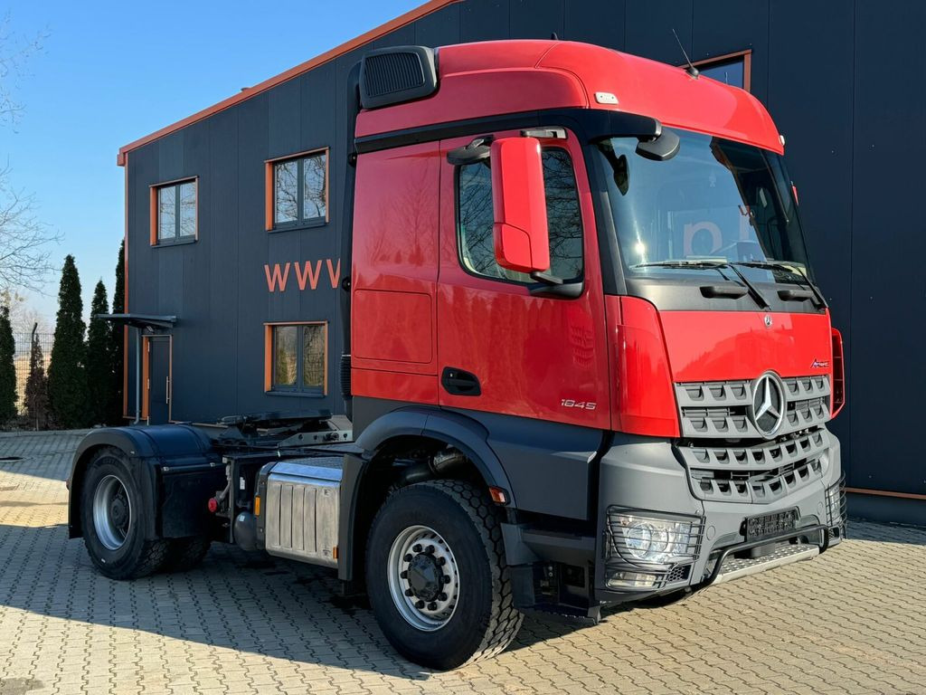 Vilcējs Mercedes-Benz Arocs 1845 LS 4x4 HAD *Kipphyd. Euro6 Blatt/Luft: foto 1