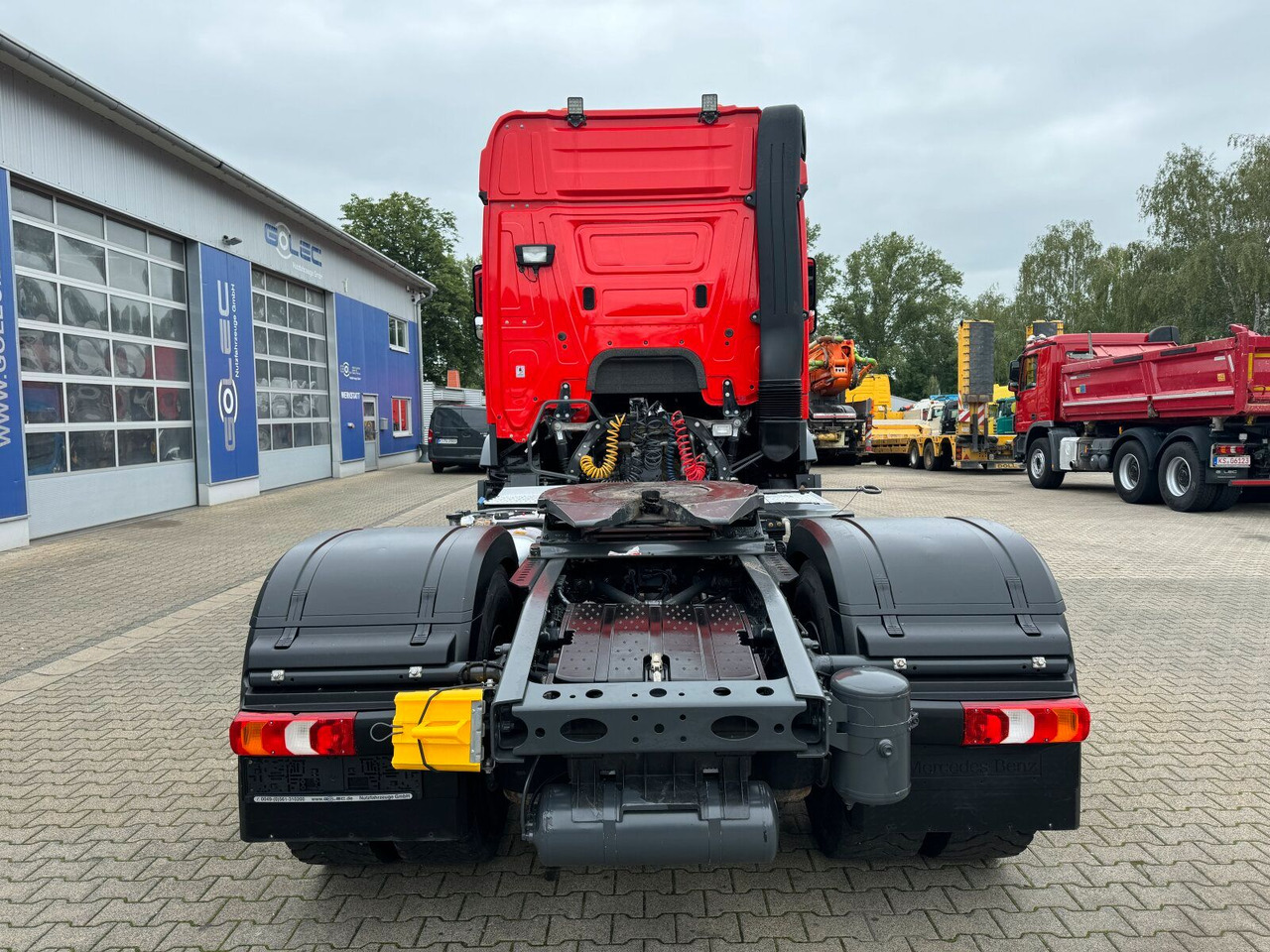 Mercedes-Benz Arocs 1845 LS 4x4 HAD *Kipphyd. Euro6 Blatt/Luft - Vilcējs: foto 5 Mercedes-Benz Arocs 1845 LS 4x4 HAD *Kipphyd. Euro6 Blatt/Luft - Vilcējs: foto 5