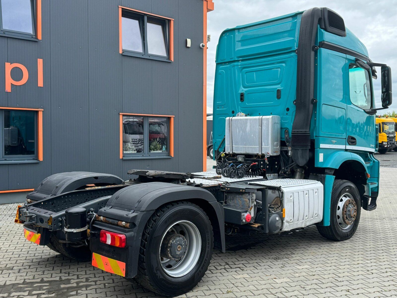 Mercedes-Benz Arocs 2142 4x4H SZM Euro 6 Kipphydraulik - Vilcējs: foto 5 Mercedes-Benz Arocs 2142 4x4H SZM Euro 6 Kipphydraulik - Vilcējs: foto 5