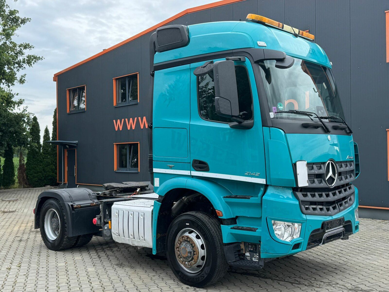 Mercedes-Benz Arocs 2142 4x4H SZM Euro 6 Kipphydraulik - Vilcējs: foto 1 Mercedes-Benz Arocs 2142 4x4H SZM Euro 6 Kipphydraulik - Vilcējs: foto 1