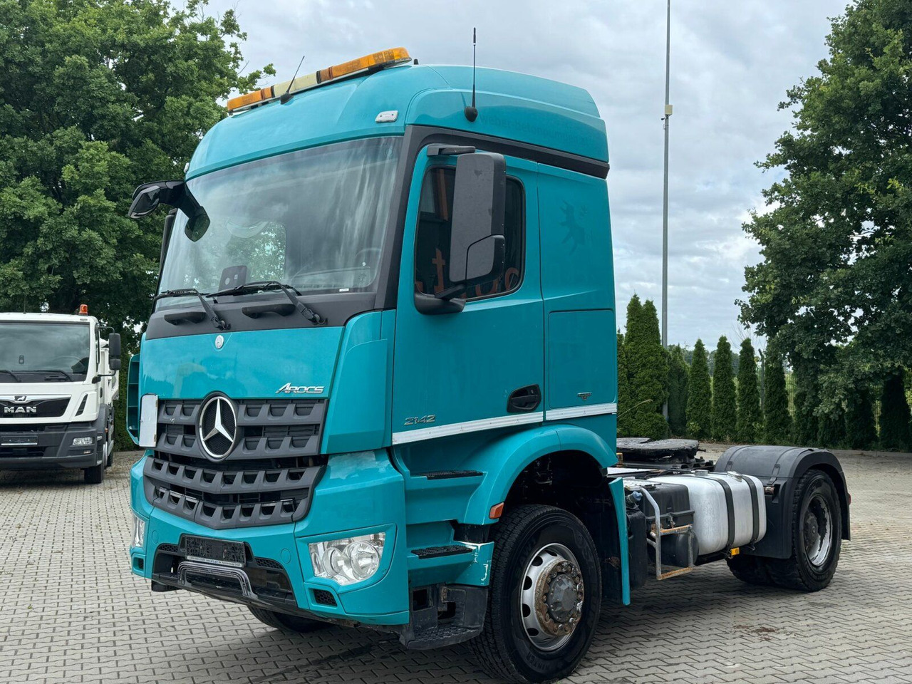 Mercedes-Benz Arocs 2142 4x4H SZM Euro 6 Kipphydraulik - Vilcējs: foto 2 Mercedes-Benz Arocs 2142 4x4H SZM Euro 6 Kipphydraulik - Vilcējs: foto 2