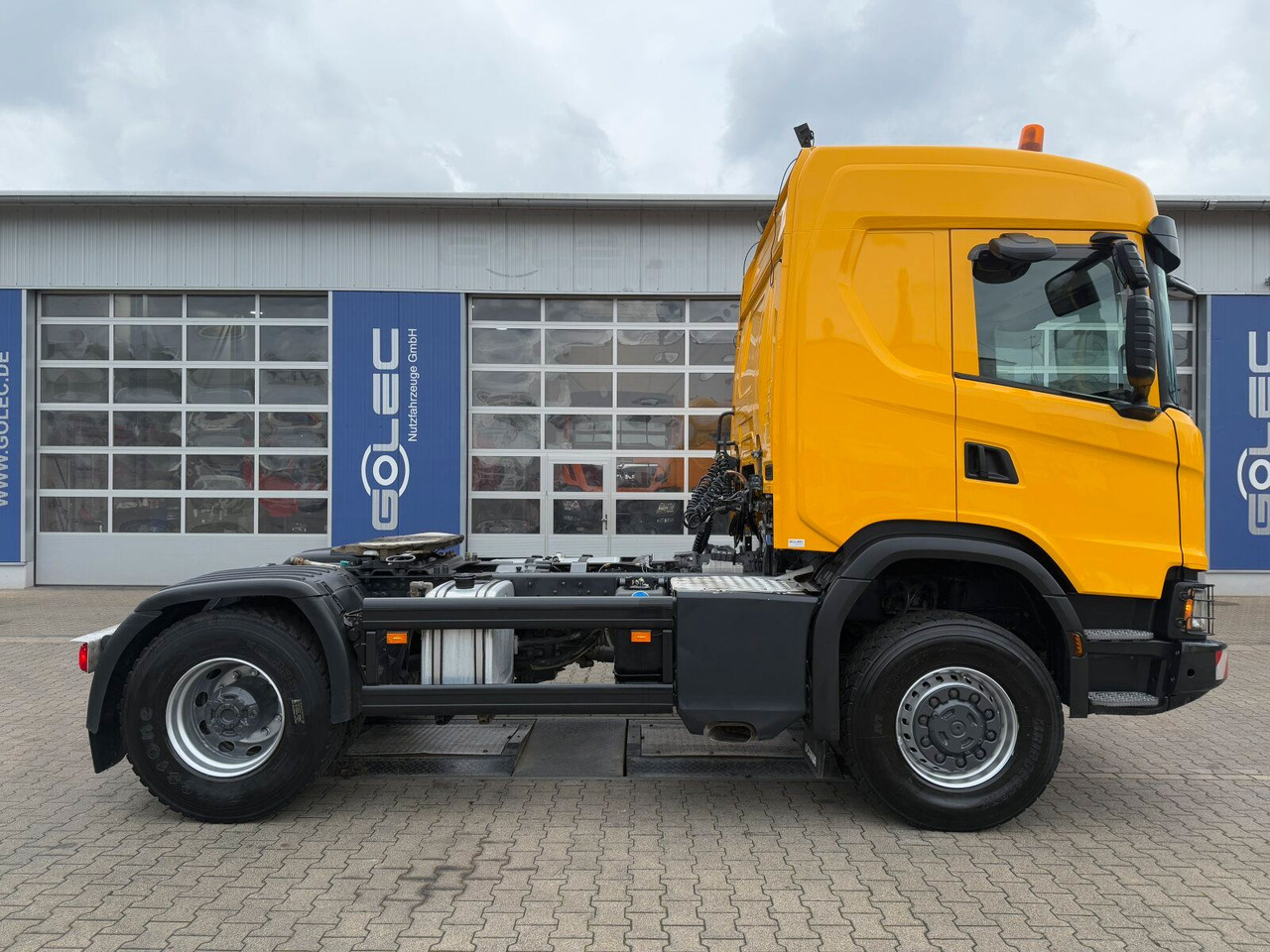 Scania G450 XT 4x4 Euro 6 SZM Kipphydraulik Blatt/ Luft - Vilcējs: foto 2 Scania G450 XT 4x4 Euro 6 SZM Kipphydraulik Blatt/ Luft - Vilcējs: foto 2