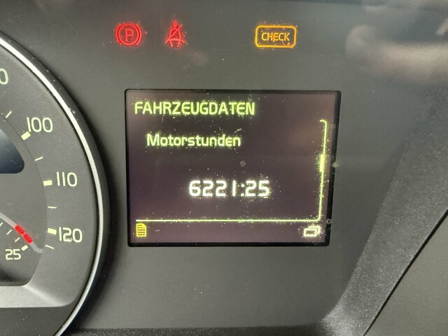 Volvo FH 510 8x4 Holztransporter Kran PENZ *Anhänger - Kokvedējs, Kravas auto ar manipulatoru: foto 4 Volvo FH 510 8x4 Holztransporter Kran PENZ *Anhänger - Kokvedējs, Kravas auto ar manipulatoru: foto 4