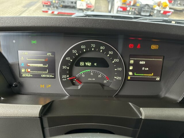 Volvo FH 510 8x4 Holztransporter Kran PENZ *Anhänger - Kokvedējs, Kravas auto ar manipulatoru: foto 3 Volvo FH 510 8x4 Holztransporter Kran PENZ *Anhänger - Kokvedējs, Kravas auto ar manipulatoru: foto 3