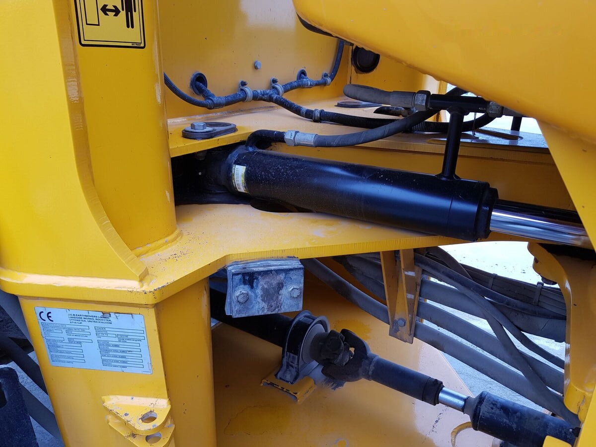 JCB 427 ZXT4 - Riteņu iekrāvējs: foto 5 JCB 427 ZXT4 - Riteņu iekrāvējs: foto 5
