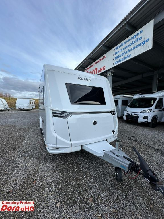 Knaus Azur 460 EU ehem. Messefahrzeug Knaus Azur 460 EU ehem. Messefahrzeug - Dzīvojamais treileris: foto 2 Knaus Azur 460 EU ehem. Messefahrzeug Knaus Azur 460 EU ehem. Messefahrzeug - Dzīvojamais treileris: foto 2