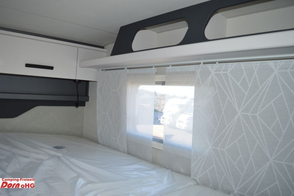 Daļēji integrētais kemperis Knaus L!VE TI 700 MEG Platinum Selection 180 PS/Automa: foto 14