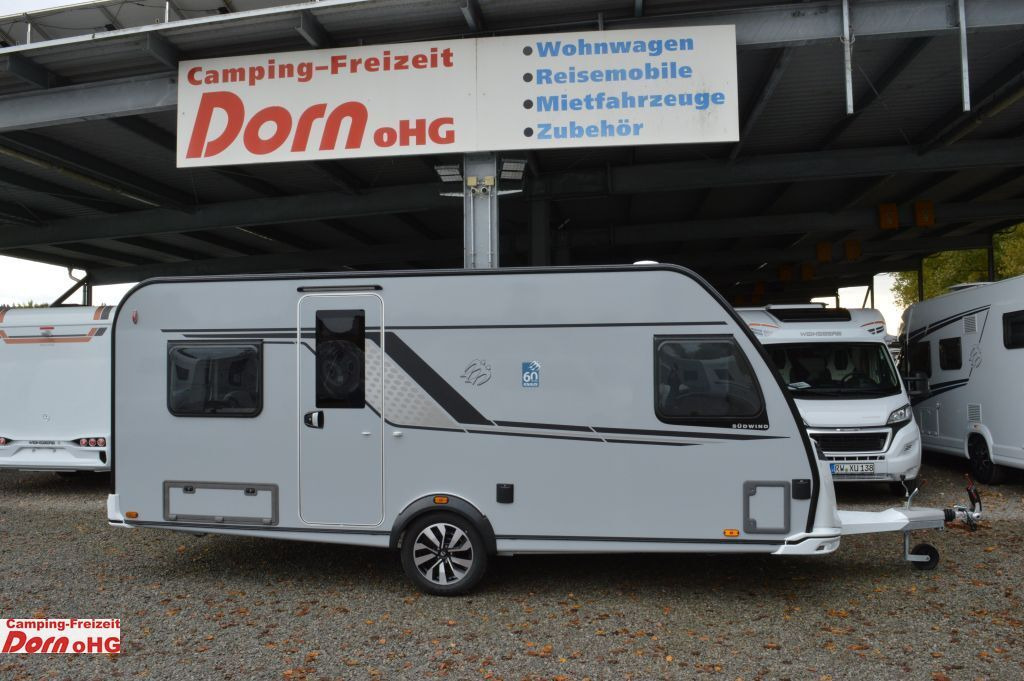 Knaus Südwind 500 FU 60 Years Gas Paket Knaus Südwind 500 FU 60 Years Gas Paket - Dzīvojamais treileris: foto 1 Knaus Südwind 500 FU 60 Years Gas Paket Knaus Südwind 500 FU 60 Years Gas Paket - Dzīvojamais treileris: foto 1