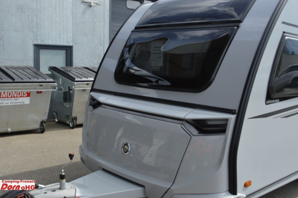 Knaus Südwind 500 UF 60 YEARS Alde Warmwasserheizung - Dzīvojamais treileris: foto 4 Knaus Südwind 500 UF 60 YEARS Alde Warmwasserheizung - Dzīvojamais treileris: foto 4