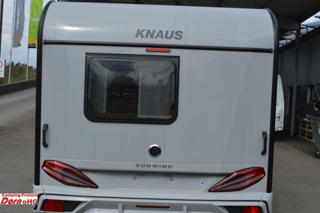 Knaus Südwind 500 UF 60 YEARS Alde Warmwasserheizung - Dzīvojamais treileris: foto 3 Knaus Südwind 500 UF 60 YEARS Alde Warmwasserheizung - Dzīvojamais treileris: foto 3