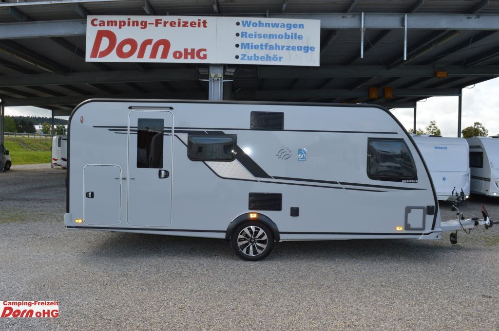 Knaus Südwind 540 FDK 60 Years Ausstellfenster Bug - Dzīvojamais treileris: foto 1 Knaus Südwind 540 FDK 60 Years Ausstellfenster Bug - Dzīvojamais treileris: foto 1