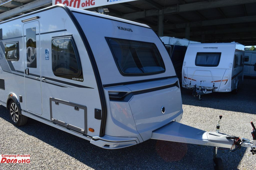 Knaus Südwind 580 QS 60 YEARS Kühlschrank 177l - Dzīvojamais treileris: foto 3 Knaus Südwind 580 QS 60 YEARS Kühlschrank 177l - Dzīvojamais treileris: foto 3