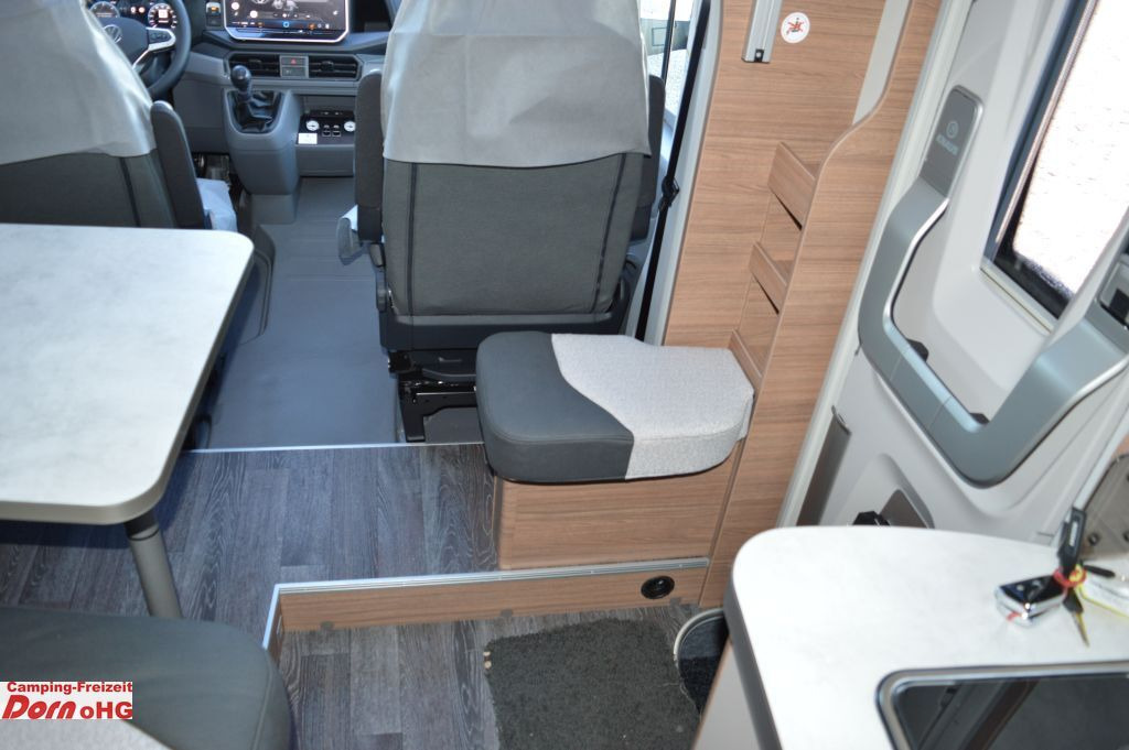 Jaunā Daļēji integrētais kemperis Knaus VAN WAVE 640 MEG VANSATION 163 PS/Schalter/4 Per: foto 12