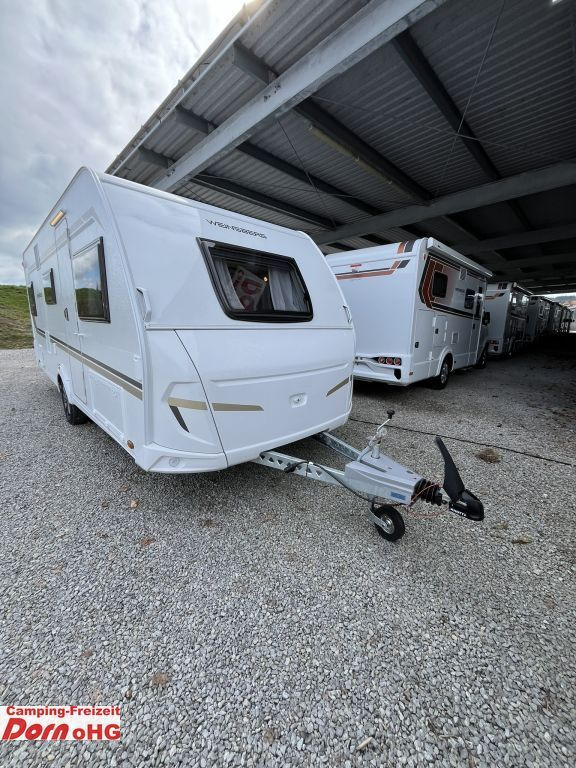 Weinsberg CaraOne 550 QDK Deckenschränke Weinsberg CaraOne 550 QDK Deckenschränke - Dzīvojamais treileris: foto 4 Weinsberg CaraOne 550 QDK Deckenschränke Weinsberg CaraOne 550 QDK Deckenschränke - Dzīvojamais treileris: foto 4