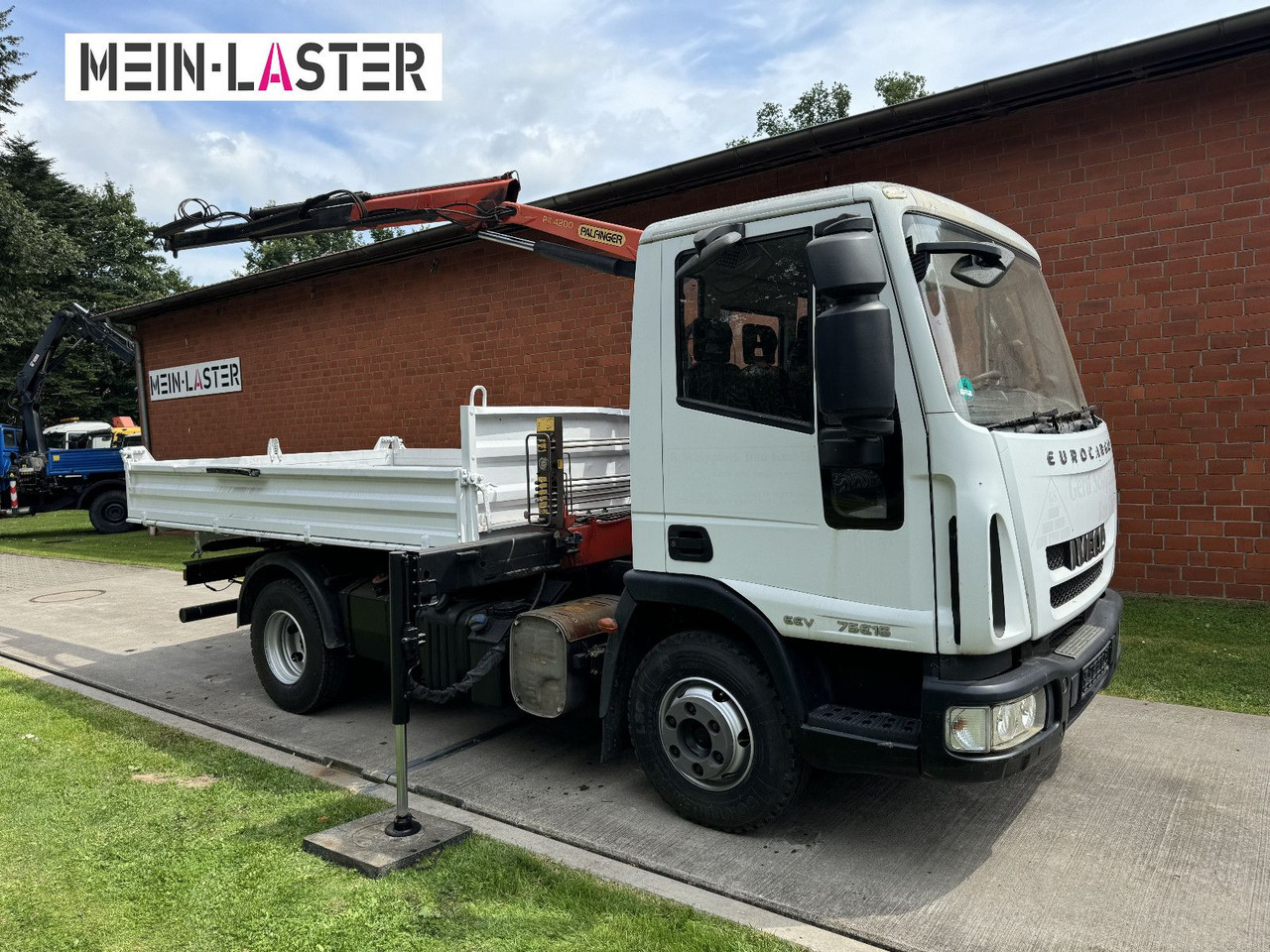 Iveco ML75E16 3 S-Kipper Kran PK 9,4m-550 kg Greifer - Komercauto pašizgāzējs: foto 2 Iveco ML75E16 3 S-Kipper Kran PK 9,4m-550 kg Greifer - Komercauto pašizgāzējs: foto 2