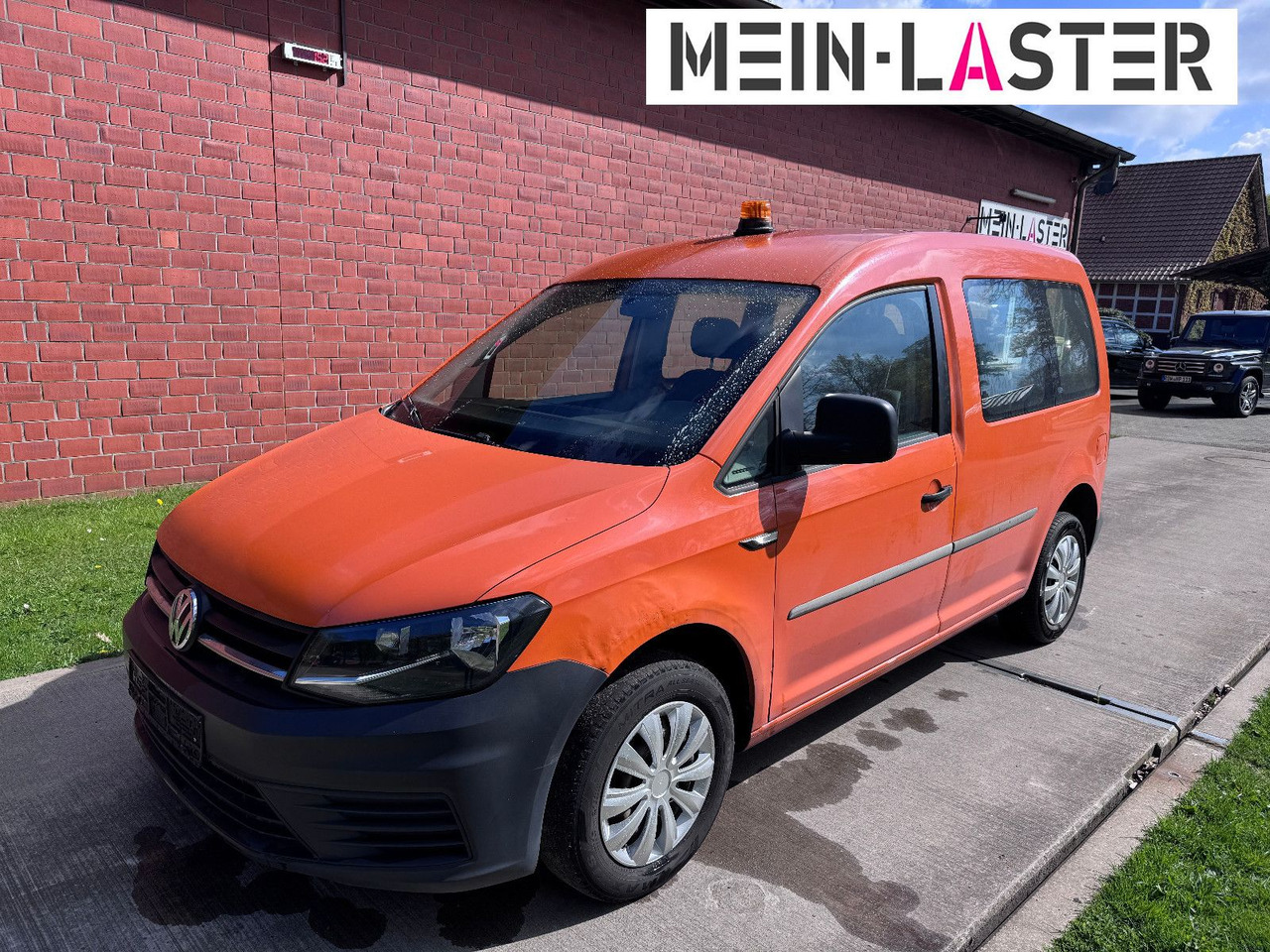 Volkswagen Caddy 2.0 TDI Klima 1. Hand 73.300 km - Pasažieru furgons: foto 1 Volkswagen Caddy 2.0 TDI Klima 1. Hand 73.300 km - Pasažieru furgons: foto 1