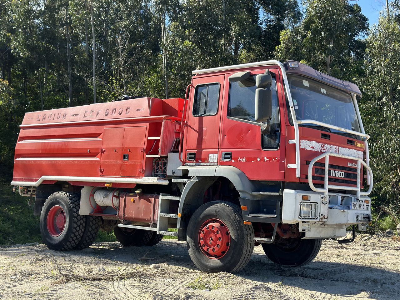 IVECO EUROCARGO 190E30. 4x4 - Ugunsdzēsēju mašīna: foto 2 IVECO EUROCARGO 190E30. 4x4 - Ugunsdzēsēju mašīna: foto 2