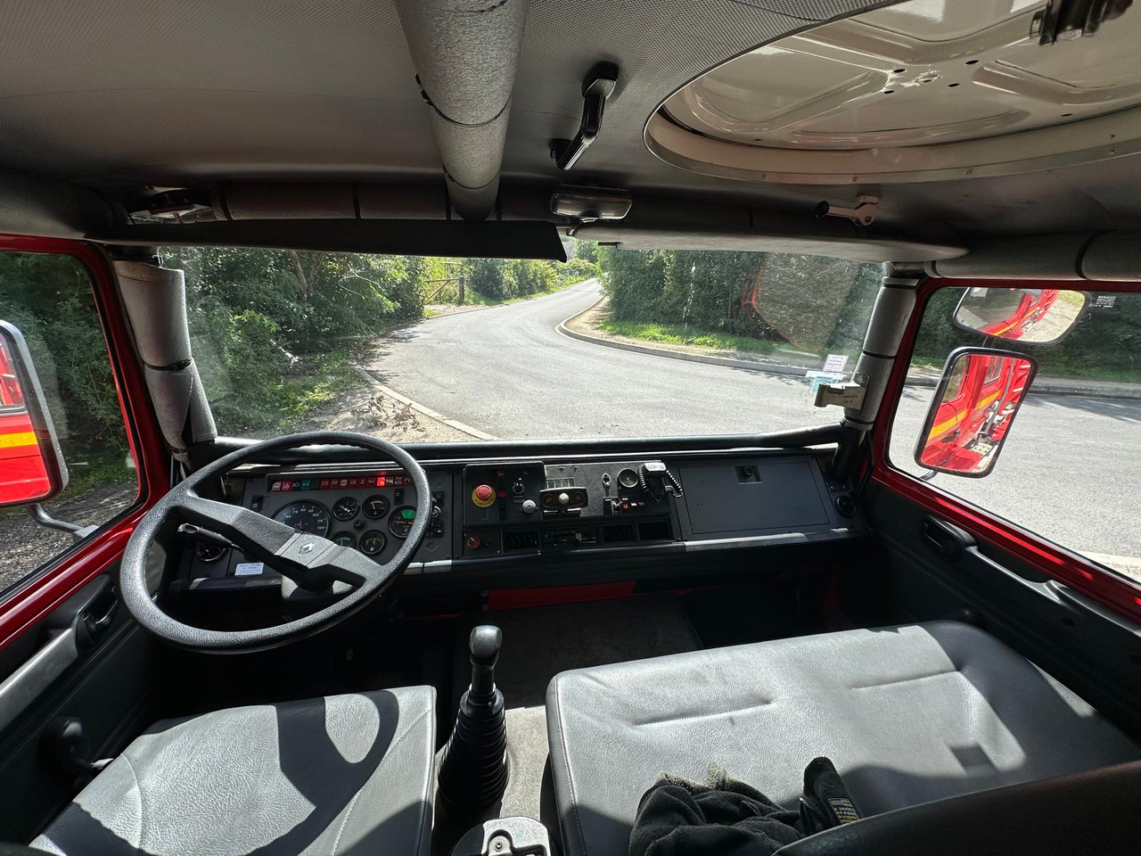 Ugunsdzēsēju mašīna RENAULT M180: foto 13