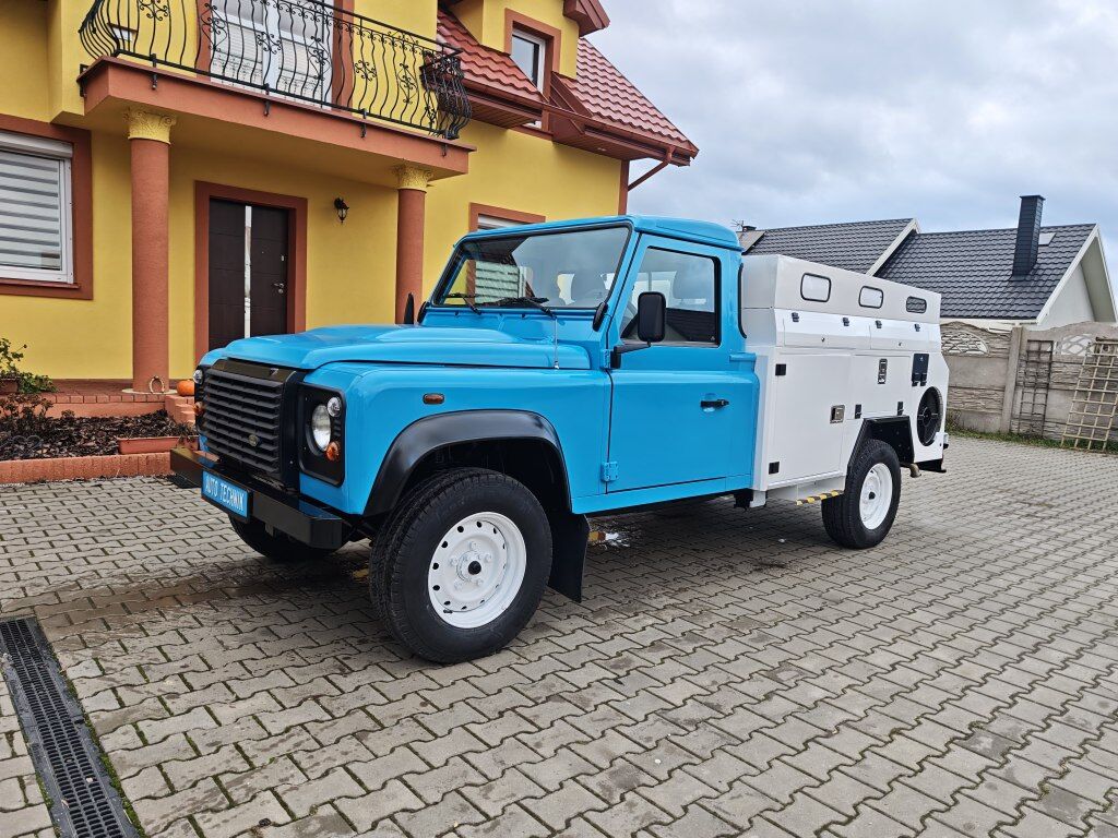 Land Rover Defender 130 RIVARD Premium - Asenizācijas mašīna: foto 2 Land Rover Defender 130 RIVARD Premium - Asenizācijas mašīna: foto 2