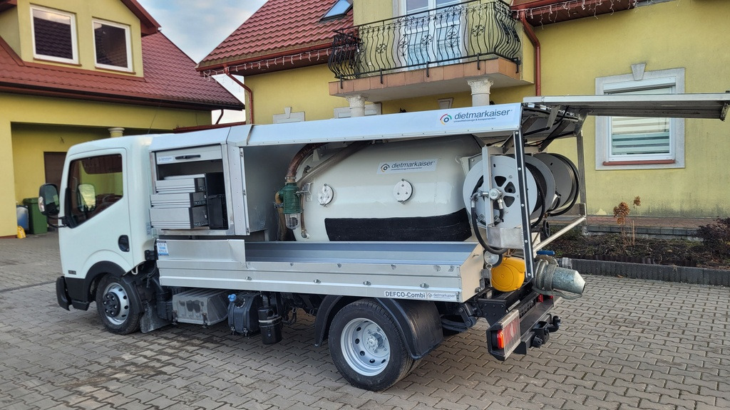Nissan Cabstar COMBI Kanalreiniger VAAVUM CLEANER - Asenizācijas mašīna: foto 3 Nissan Cabstar COMBI Kanalreiniger VAAVUM CLEANER - Asenizācijas mašīna: foto 3