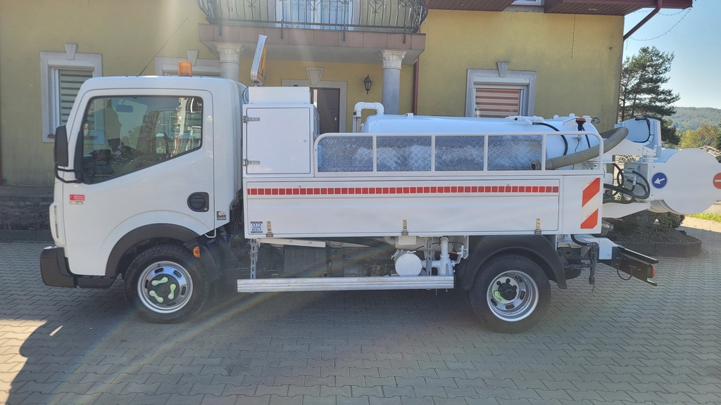 Renault Maxity 140dxi Kanalreiniger COMBI CLEANER VAACUM Hydrocureur - Asenizācijas mašīna: foto 4 Renault Maxity 140dxi Kanalreiniger COMBI CLEANER VAACUM Hydrocureur - Asenizācijas mašīna: foto 4