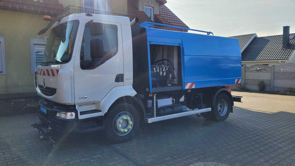 Renault Midlum 240dxi WATER STREET ROAD CLEANER Myjka TANK TRUCK - Ielu tīrīšanas mašīna: foto 5 Renault Midlum 240dxi WATER STREET ROAD CLEANER Myjka TANK TRUCK - Ielu tīrīšanas mašīna: foto 5