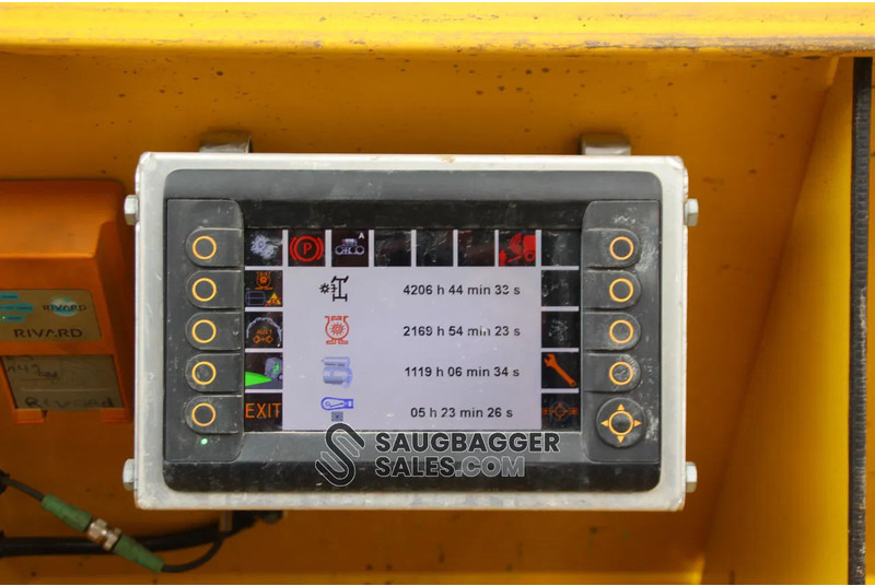 Mercedes-Benz Arocs 2017 RIVARD EXVAC Suction Excavator - Asenizācijas mašīna: foto 4 Mercedes-Benz Arocs 2017 RIVARD EXVAC Suction Excavator - Asenizācijas mašīna: foto 4