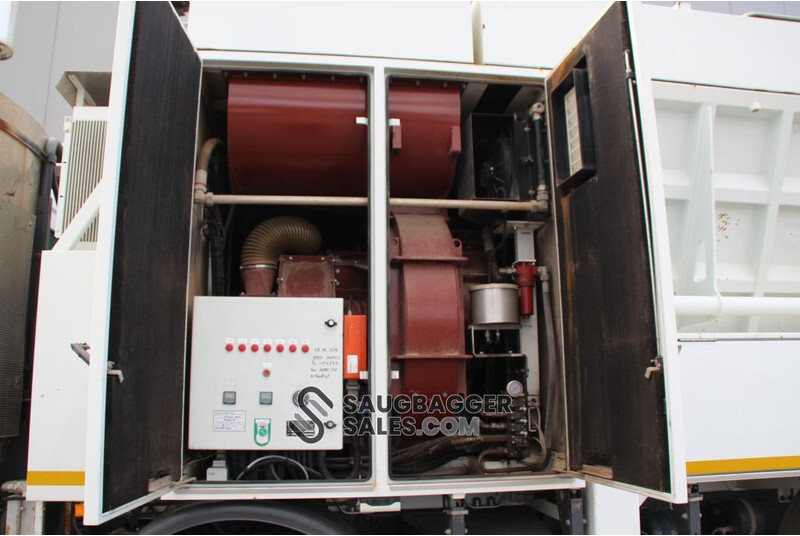 Asenizācijas mašīna Mercedes-Benz RSP Saugbagger: foto 10 Asenizācijas mašīna Mercedes-Benz RSP Saugbagger: foto 10