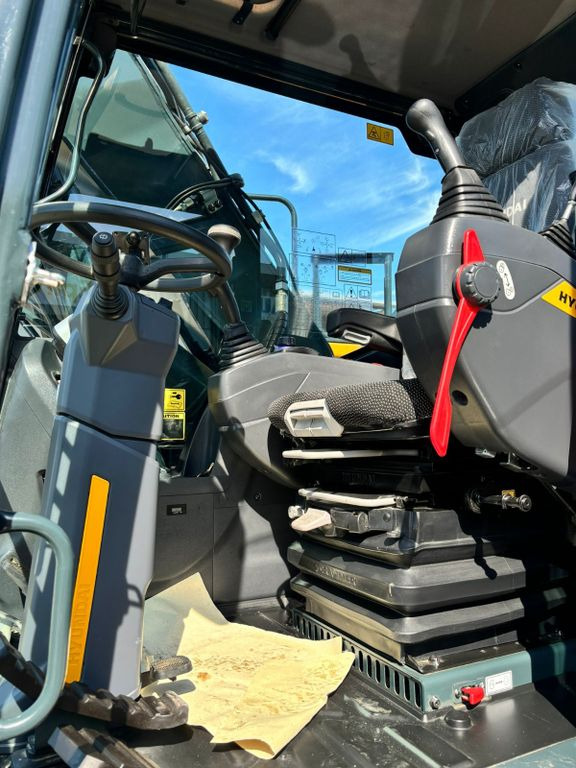 Hyundai HW160A - Riteņu ekskavators: foto 5 Hyundai HW160A - Riteņu ekskavators: foto 5