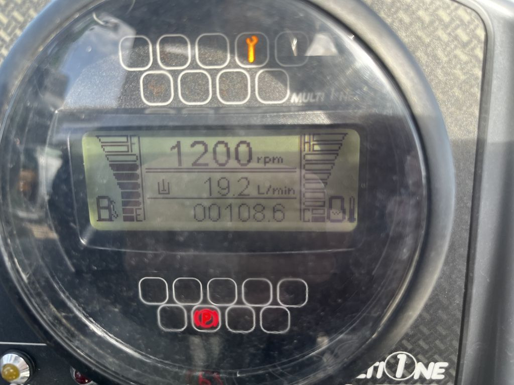 Multione 11.6 K Multione 11.6 K - Riteņu iekrāvējs: foto 5 Multione 11.6 K Multione 11.6 K - Riteņu iekrāvējs: foto 5