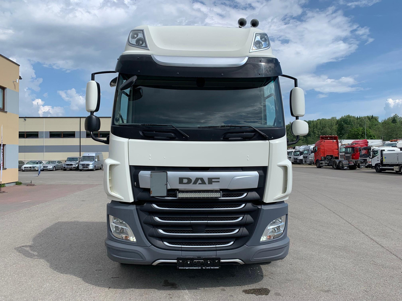 DAF CF 530 - Šasija kravas automašīna: foto 2 DAF CF 530 - Šasija kravas automašīna: foto 2