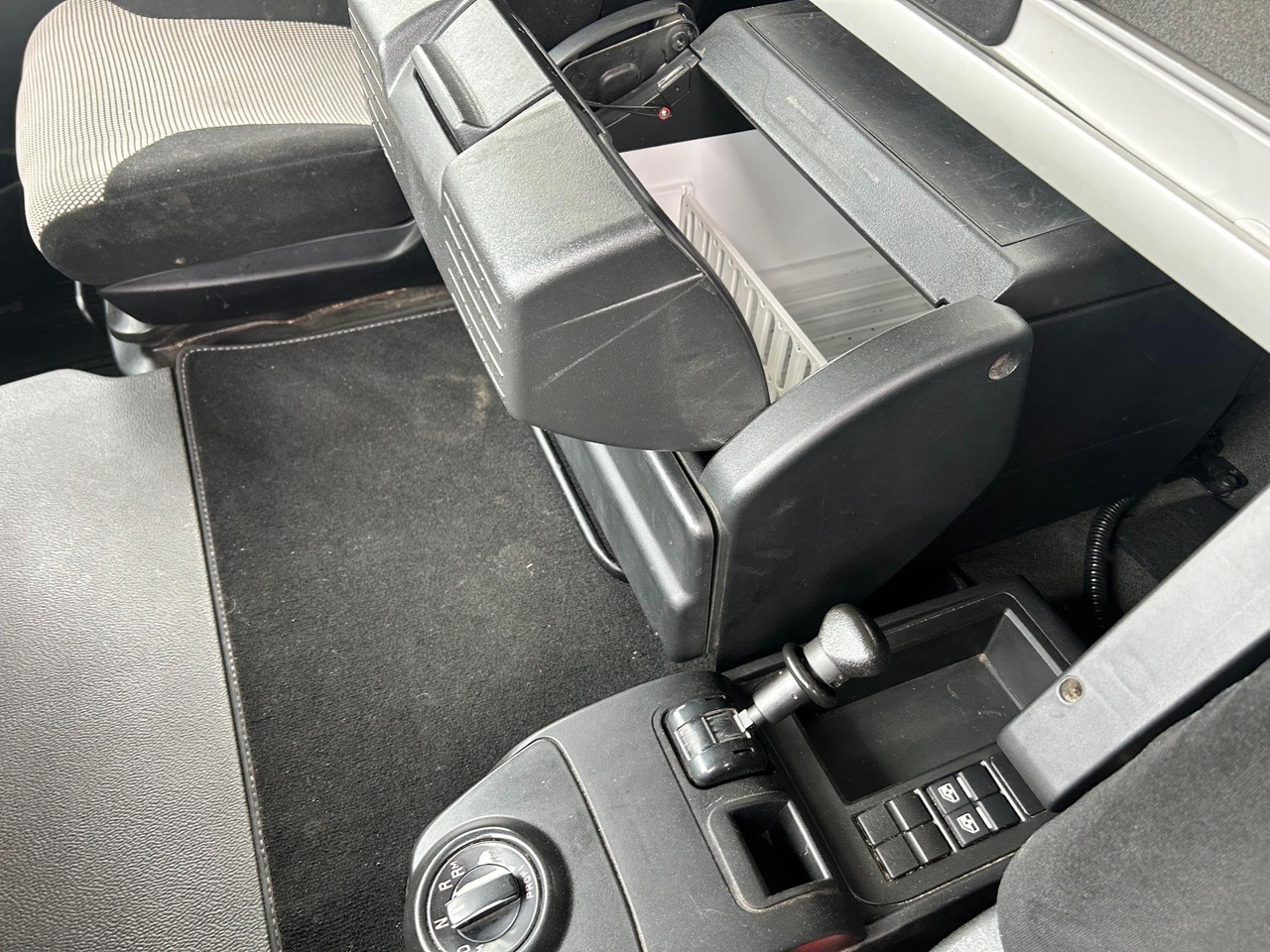 Kravas automašīna ar slēgto virsbūvi MAN TGM 18.290: foto 20
