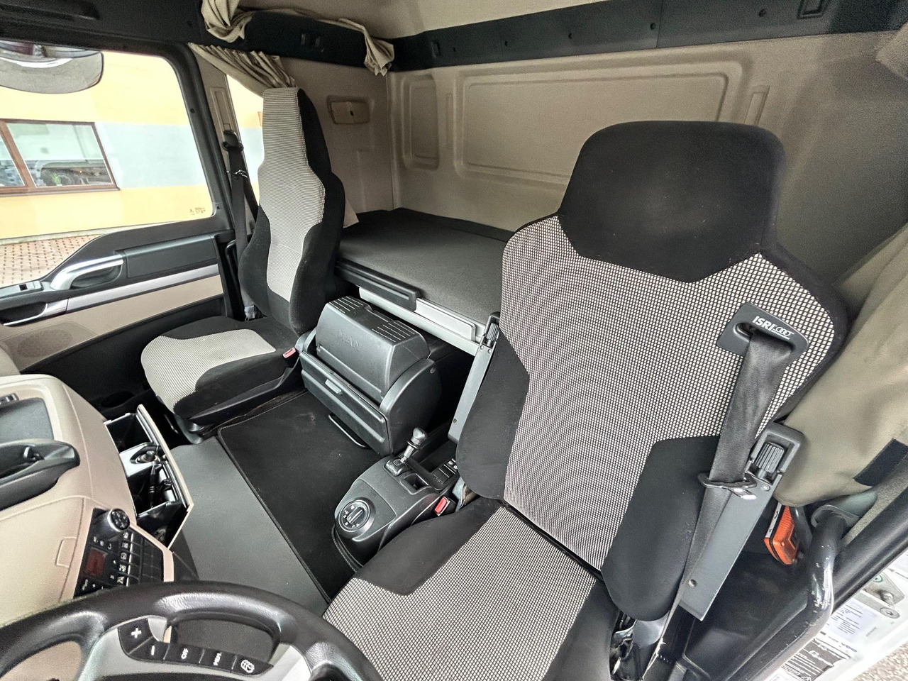 Kravas automašīna ar slēgto virsbūvi MAN TGM 18.290: foto 18