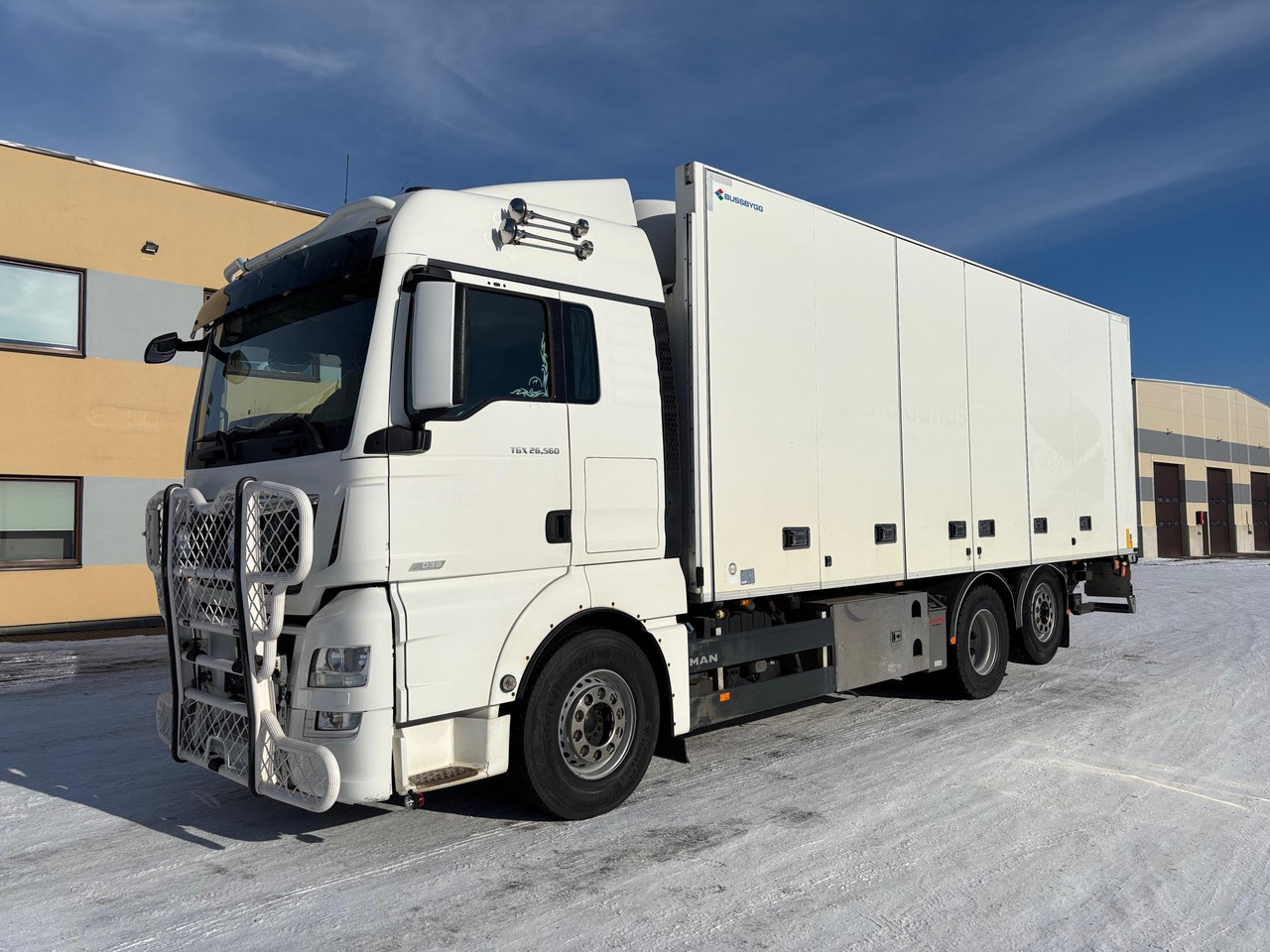 MAN TGX 26.560 - Kravas automašīna refrižerators: foto 3 MAN TGX 26.560 - Kravas automašīna refrižerators: foto 3