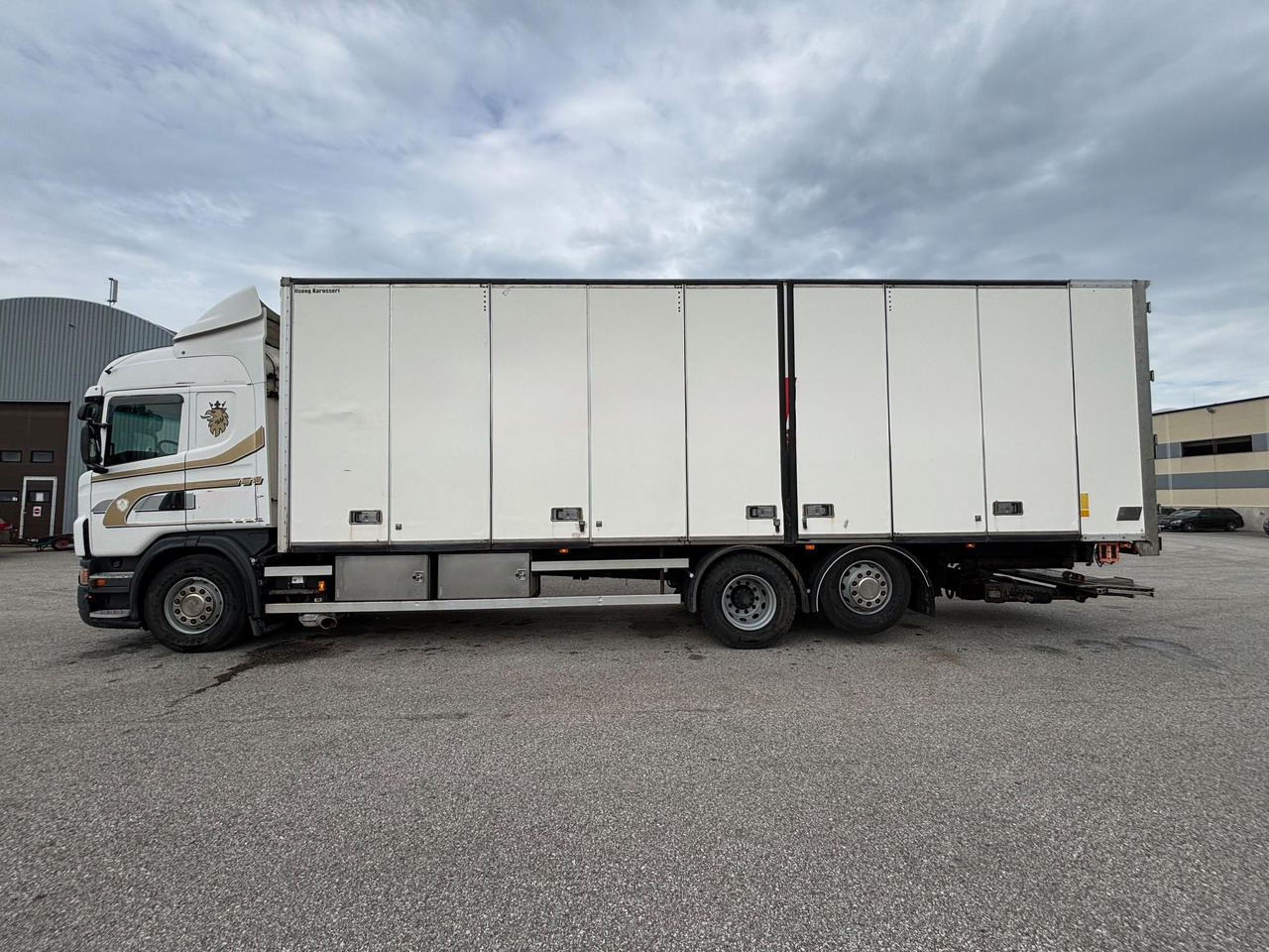 SCANIA G340 - Kravas automašīna ar slēgto virsbūvi: foto 5 SCANIA G340 - Kravas automašīna ar slēgto virsbūvi: foto 5