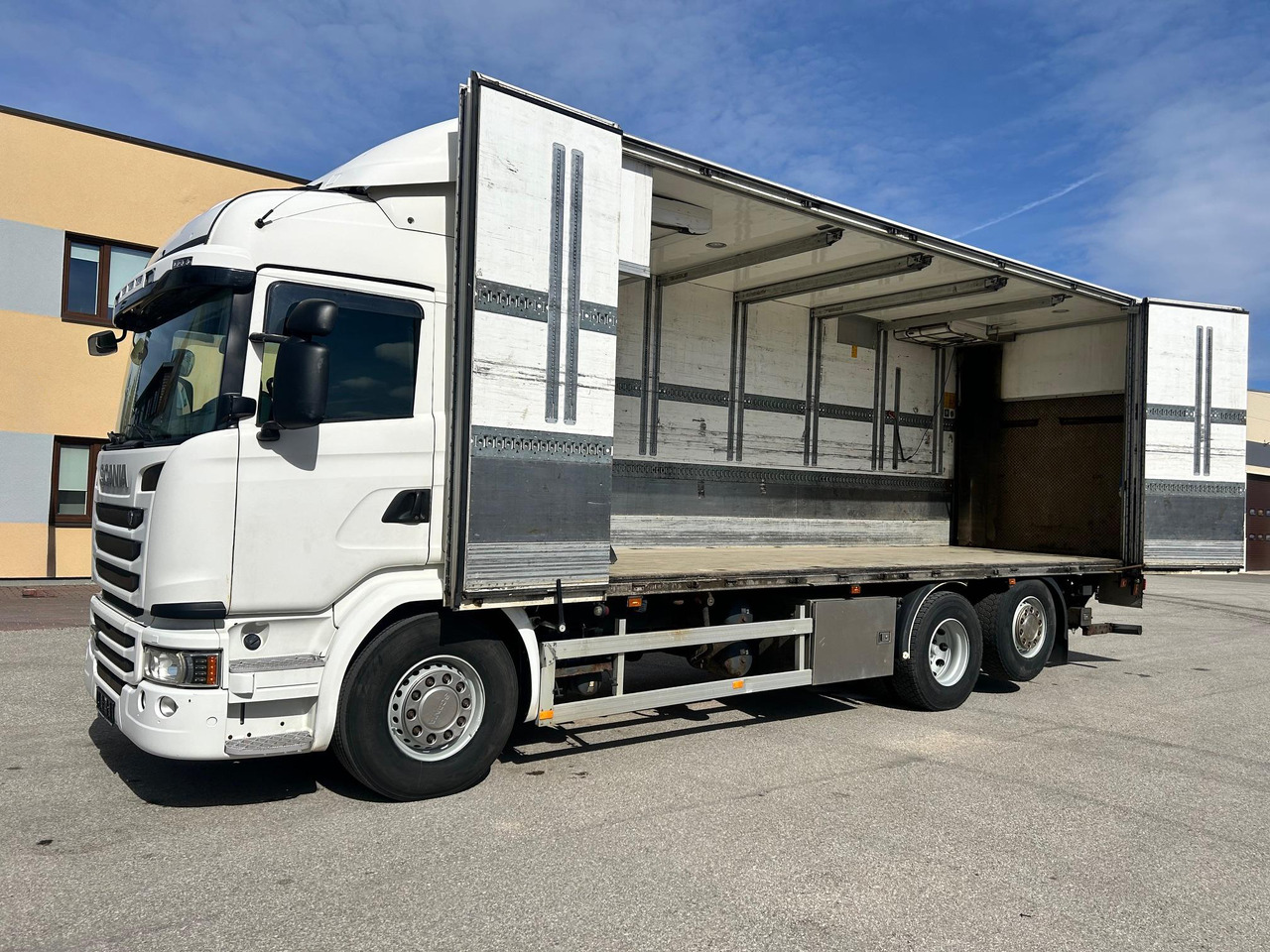 SCANIA G490 - Kravas automašīna refrižerators: foto 2 SCANIA G490 - Kravas automašīna refrižerators: foto 2