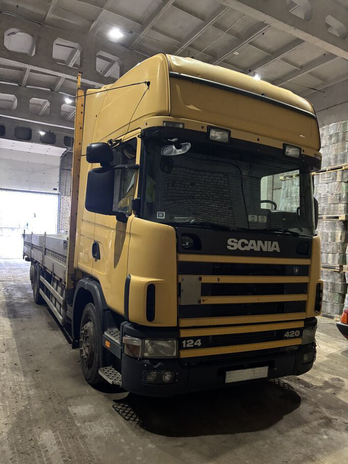 SCANIA R124.420 - Bortu kravas automašīna/ Platforma: foto 1 SCANIA R124.420 - Bortu kravas automašīna/ Platforma: foto 1