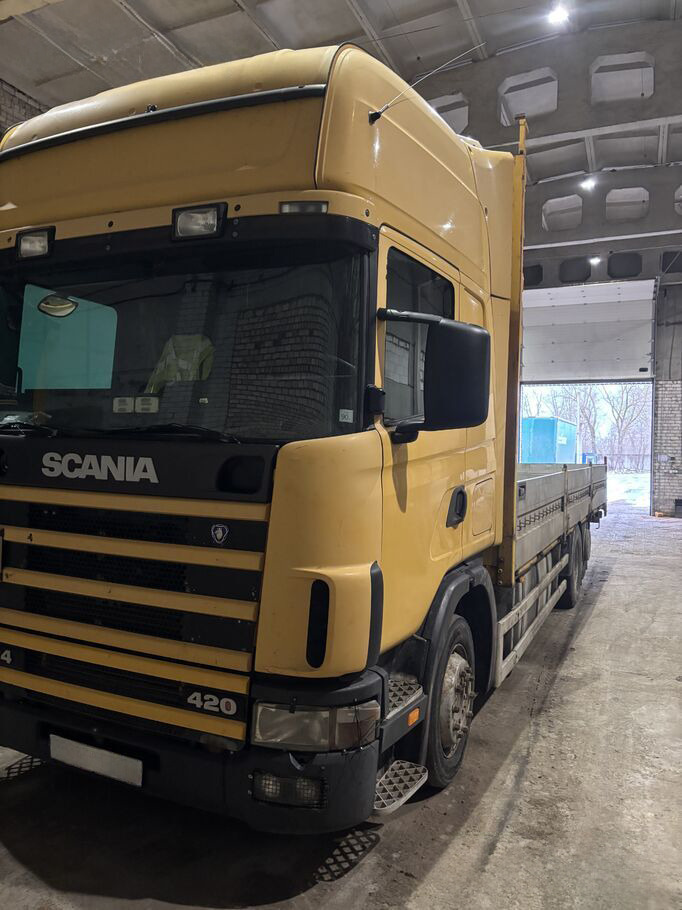 SCANIA R124.420 - Bortu kravas automašīna/ Platforma: foto 2 SCANIA R124.420 - Bortu kravas automašīna/ Platforma: foto 2