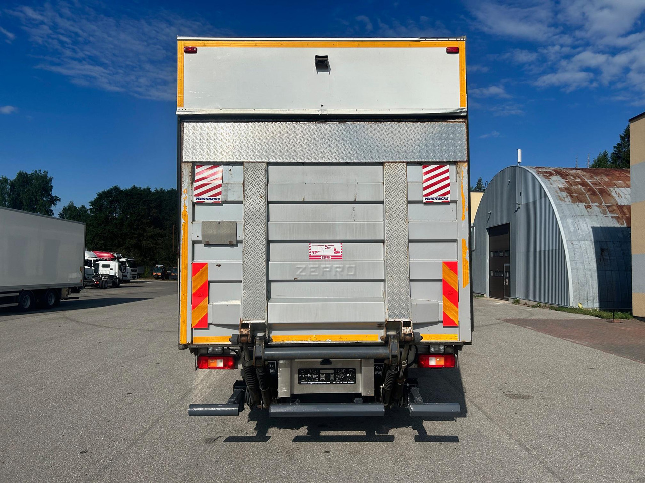 VOLVO FE280 - Kravas automašīna ar slēgto virsbūvi: foto 4 VOLVO FE280 - Kravas automašīna ar slēgto virsbūvi: foto 4