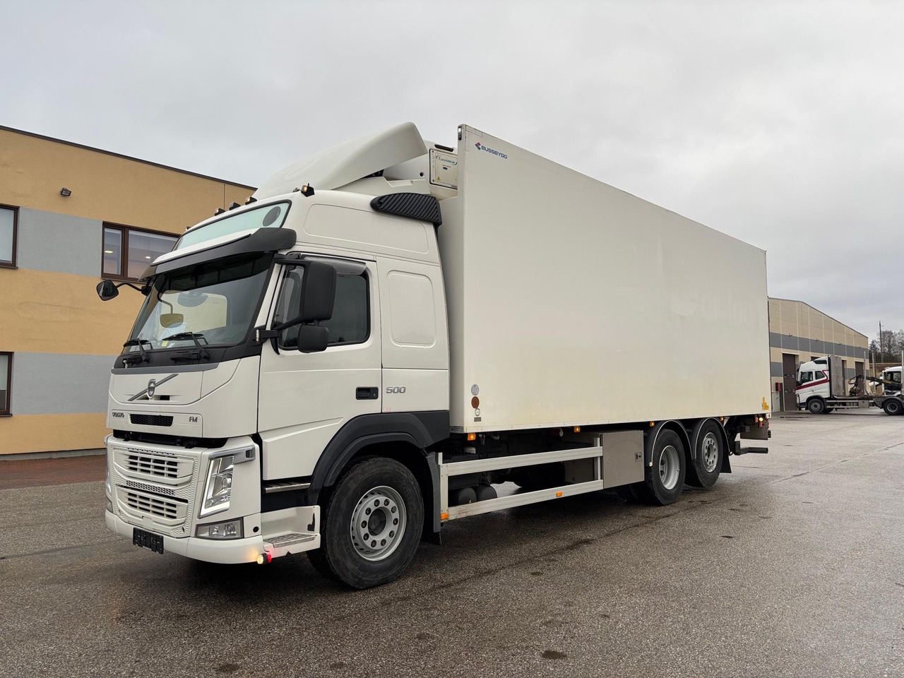 VOLVO FM500 - Kravas automašīna refrižerators: foto 2 VOLVO FM500 - Kravas automašīna refrižerators: foto 2