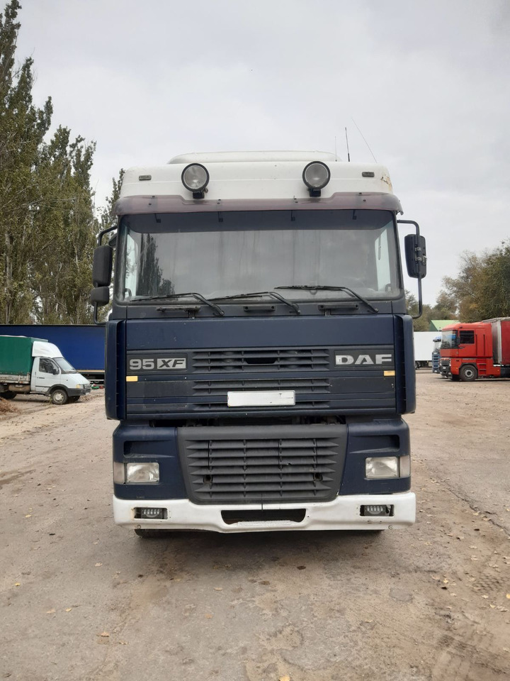 DAF 95XF380 - Vilcējs: foto 2 DAF 95XF380 - Vilcējs: foto 2
