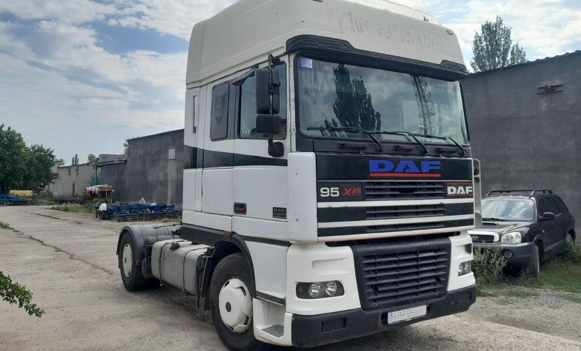DAF 95XF430 - Vilcējs: foto 1 DAF 95XF430 - Vilcējs: foto 1