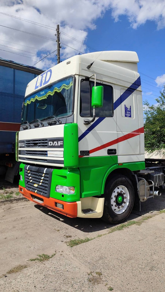 DAF XF95.430 - Vilcējs: foto 1 DAF XF95.430 - Vilcējs: foto 1