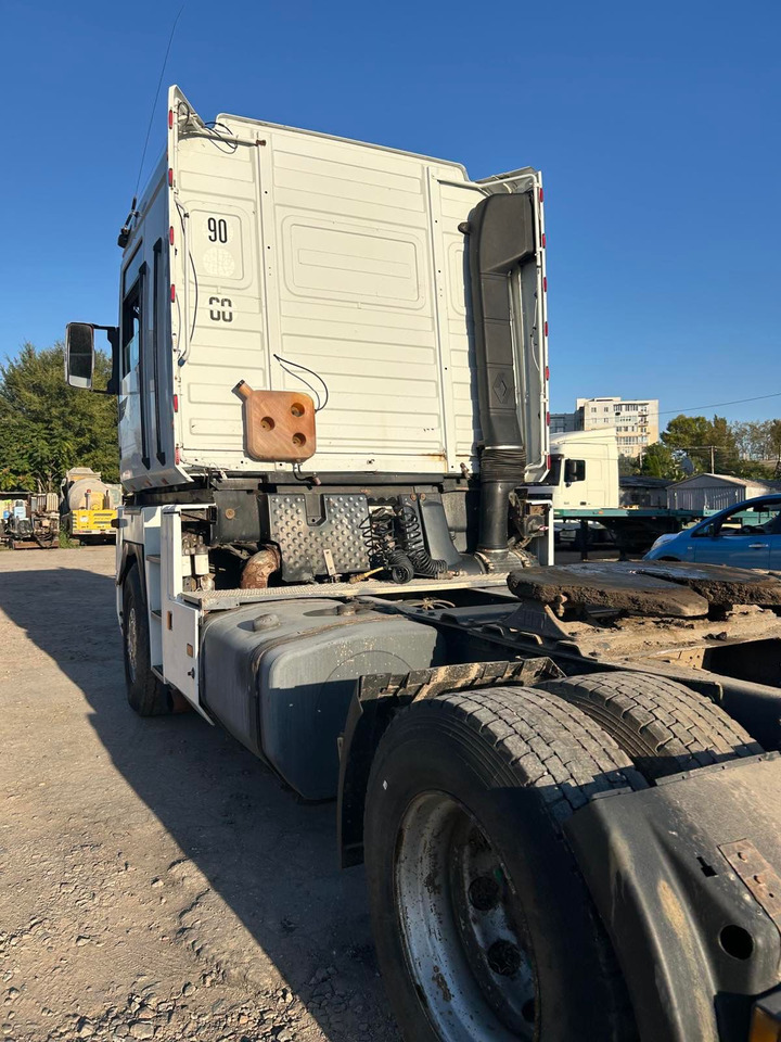 RENAULT Magnum 390 - Vilcējs: foto 5 RENAULT Magnum 390 - Vilcējs: foto 5