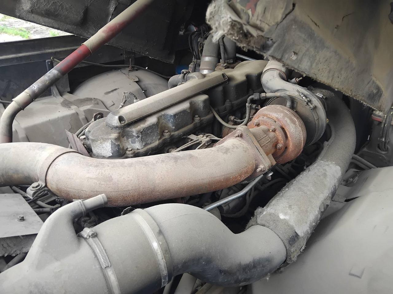 Vilcējs RENAULT Magnum 430: foto 12