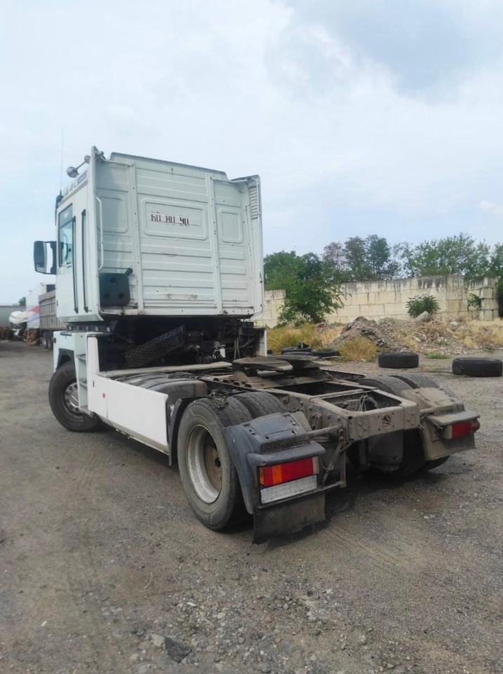 RENAULT Magnum 440 ID1515S - Vilcējs: foto 5 RENAULT Magnum 440 ID1515S - Vilcējs: foto 5