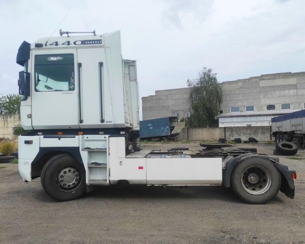 RENAULT Magnum 440 ID1515S - Vilcējs: foto 4 RENAULT Magnum 440 ID1515S - Vilcējs: foto 4