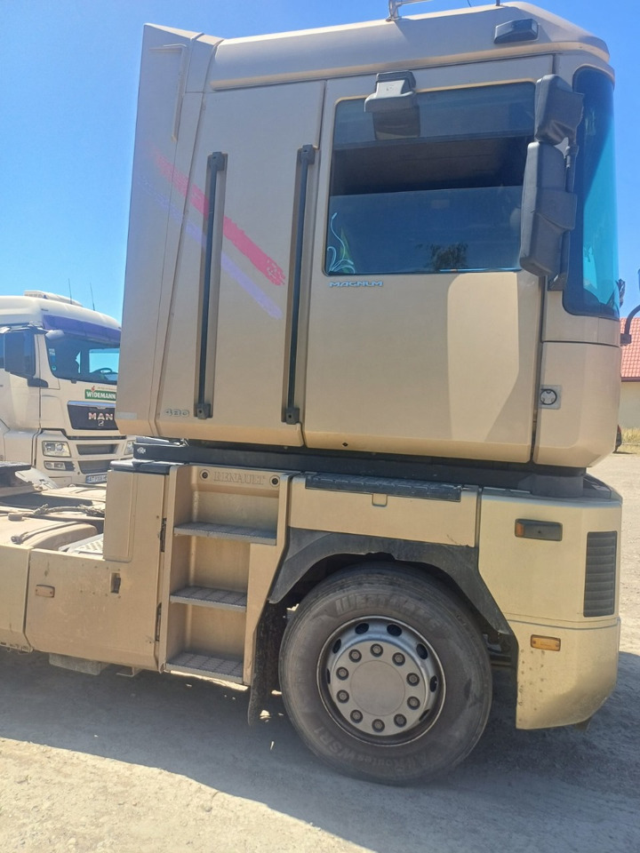Vilcējs RENAULT Magnum 480: foto 11