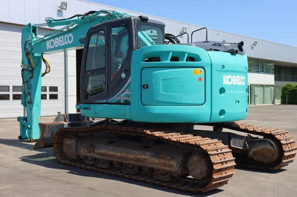 Kobelco SK 230 SR LC-5 - Kāpurķēžu ekskavators: foto 4 Kobelco SK 230 SR LC-5 - Kāpurķēžu ekskavators: foto 4