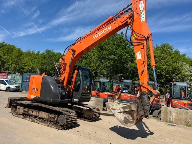 Hitachi ZX 135 US 5-B - Kāpurķēžu ekskavators: foto 3 Hitachi ZX 135 US 5-B - Kāpurķēžu ekskavators: foto 3